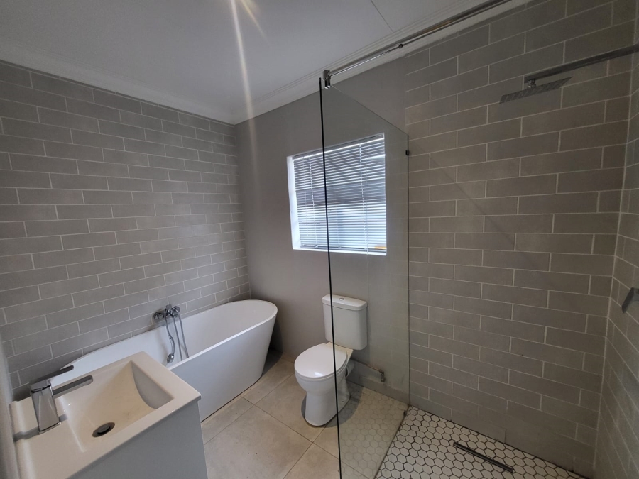 3 Bedroom Property for Sale in Boschdal North West